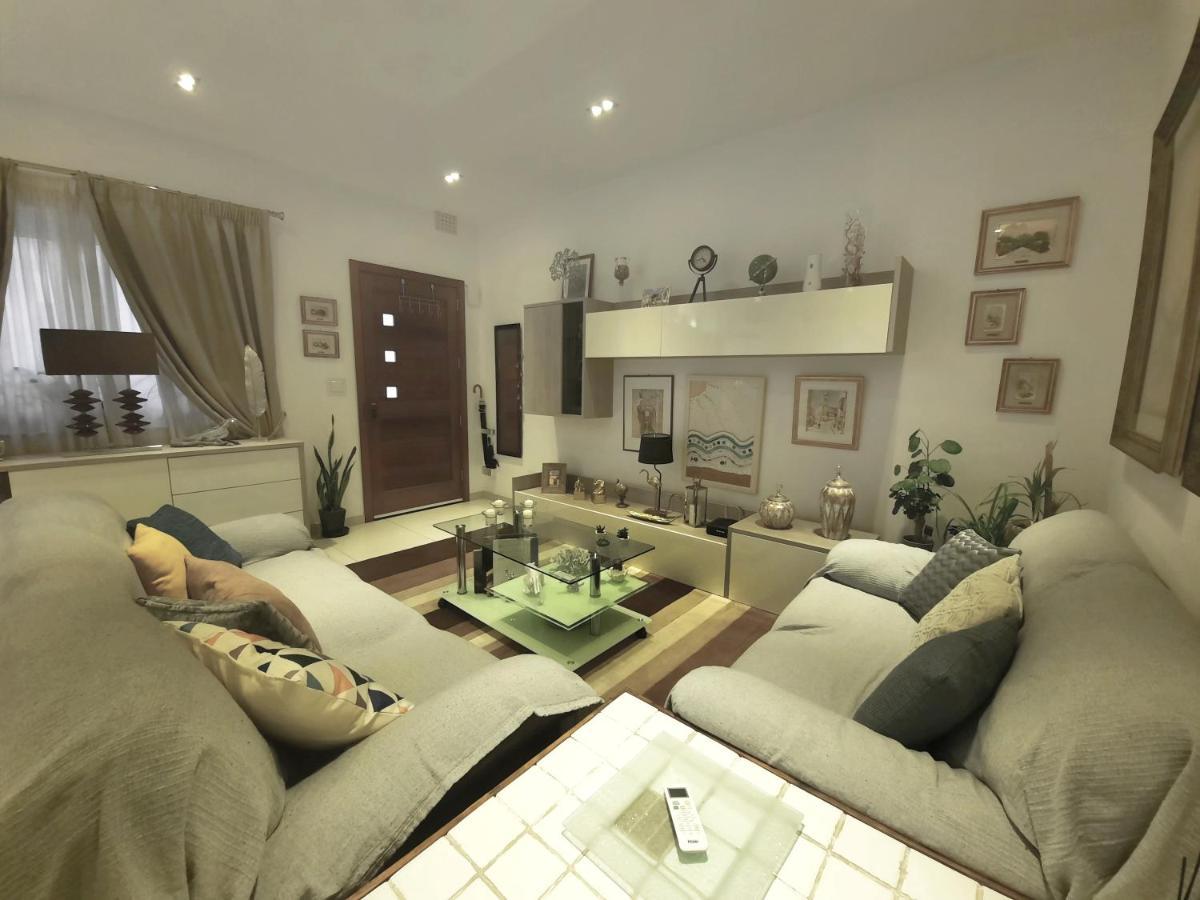 Cozy Rooms - Great Bus Connections - Free Parking Mosta Luaran gambar